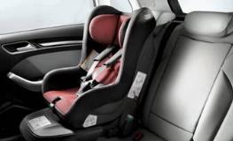 儿童安全座椅用率仅1%代表建言7岁以下儿童强制使用