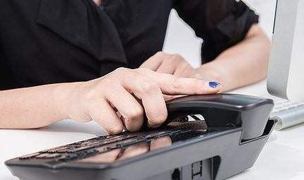 互联网客服乱象:用礼貌的话术推三阻四 不少是忽悠