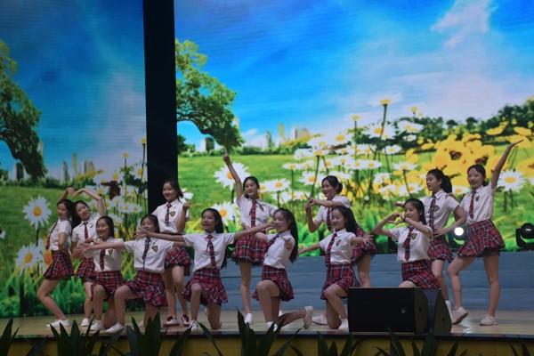 湖南衡阳县举行纪念五四运动一百周年暨首届十八岁成人礼