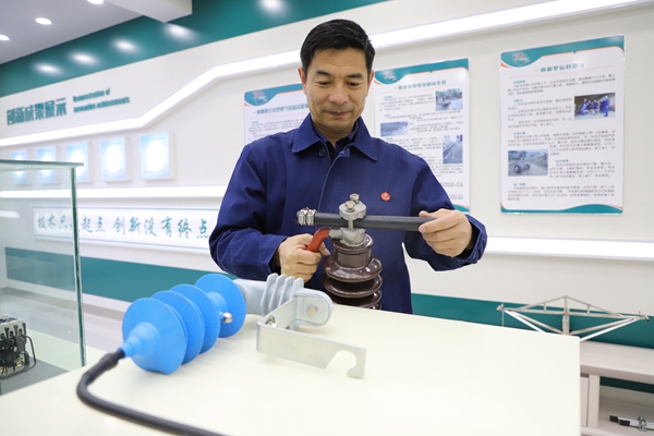 国网迁西县供电公司：职工创新工作室成为经济技术创新的“攻坚站”