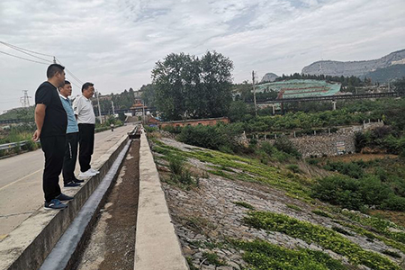 河南新乡：凤泉区应急管理局联合区水利局共同查看防汛准备工作