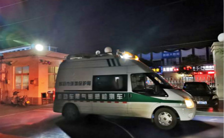 河南辉县市控车办冒酷暑战高温 誓与天公试比高