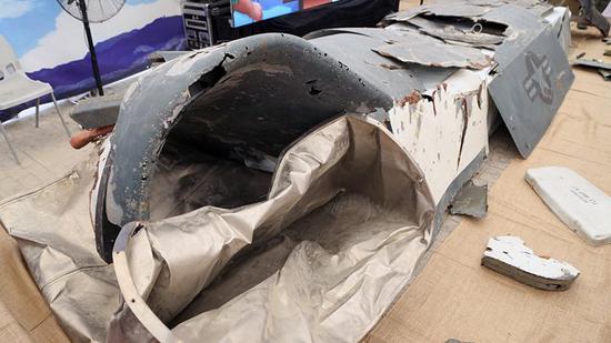 伊朗军方展示此前击落美军RQ4无人机残骸