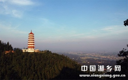 湖南湘乡惊现当代版《清明上河图》