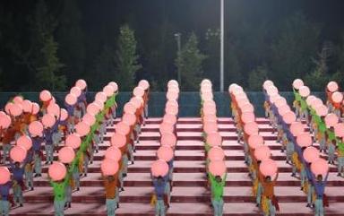 探访国庆70周年联欢活动训练场：笑着、跳着为祖国庆生