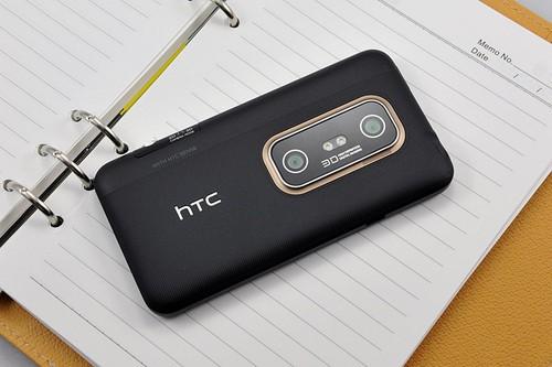 HTC停止手机硬件创新 一代机皇就此陨落？