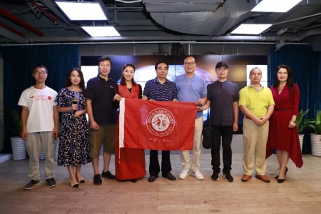 六十岁资深媒体人的三年“南征北战”之旅