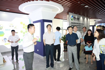 尤伯军率队到热科（海口）知识产权服务业集聚区调研