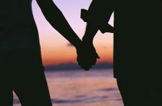 “你接受租房结婚吗”？1亿阅读刷屏 网友评论炸锅了