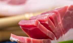 市场监管总局：严查猪肉市场串通涨价哄抬价格