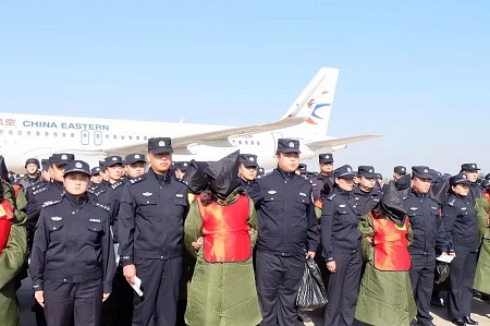 208名“杀猪盘”诈骗犯罪嫌疑人被河北警方押解回国