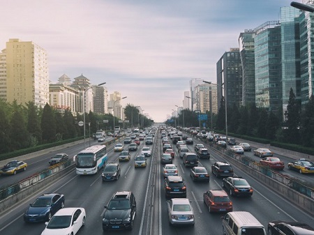 10月汽车产销量降幅收窄 国内车市回暖可期