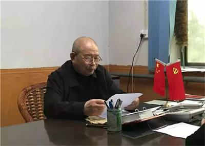 “不忘初心 身边最美共产党员”——记河南新乡照镜镇楼村党委书记许福卿