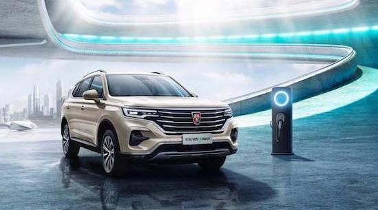 车市“深蹲” 明年销量或将回落至2250万辆