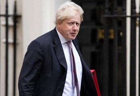 英选前&ldquo;终战&rdquo;约翰逊略胜一筹 机密文件外泄引风波