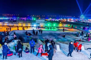 强强联手 打造中国最大的冰雪嘉年华乐园