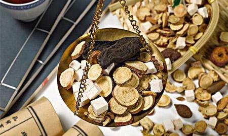 国家药监局支持澳门加强中医药政策和技术研究