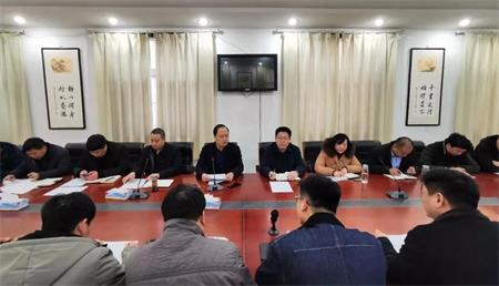 新乡市凤泉区大块镇汇总成绩找不足”谋划明年“新蓝图”