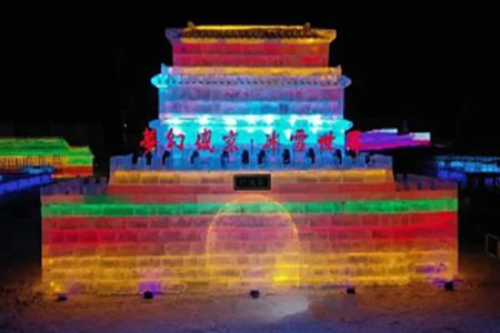 沈阳大型主题冰雪雕塑即将向游客开放
