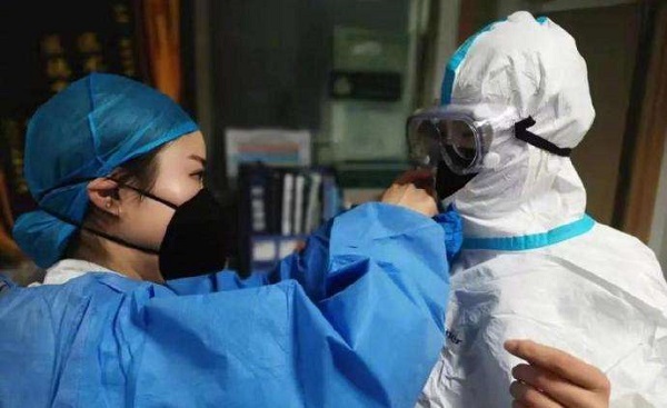 疫情动态|武汉部分医院仍然&ldquo;喊渴&rdquo;：民间资助仅少数符合医用标准
