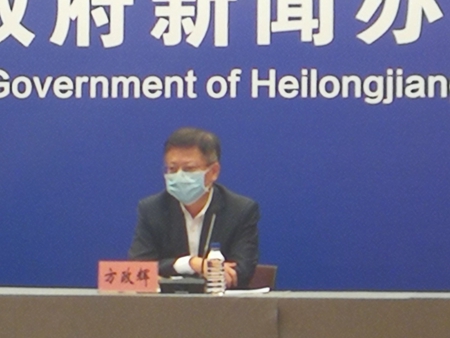 哈尔滨：近400名湖北籍滞哈游客体验冰城“春天的温暖”