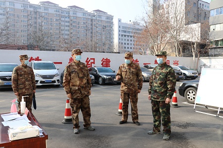 新乡军分区政委督导检查红旗区人武部疫情防控工作