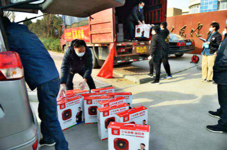 河南卫辉：百舸争流千帆进   企业战“疫”“义”在前