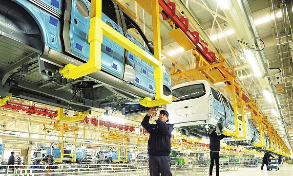 辽宁为企业打通复工路 规上工业企业复工率已达83%