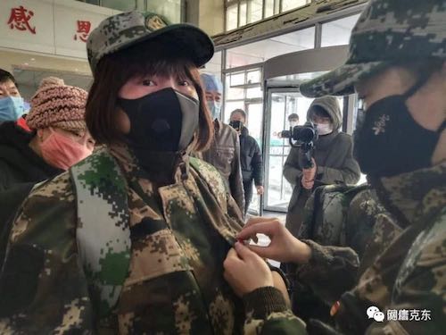 齐齐哈尔最美逆行家庭：我去一线 你护家园