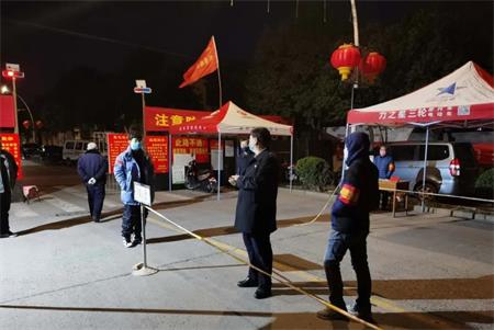 文明村风采：英雄聚集 共唱赞歌——致敬新乡市凤泉区耿庄村防控一线的战士