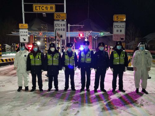 黑龙江省富裕县：坚决守护防疫的第一道大门