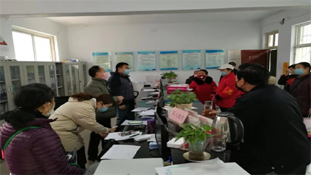 抗击疫情：家国两难 以国为先