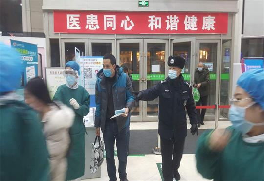 冰城巡特警13分钟生死时速5岁患儿顺利送医