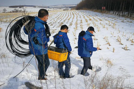 黑龙江七台河架起安全网守护夕阳红