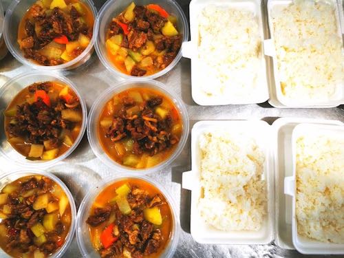 黑龙江拜泉县：“高老庄美食”在战疫一线飘香