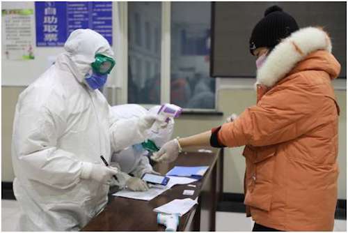 黑龙江佳木斯：建三江垦区手接手无逢对接加强疫情防控