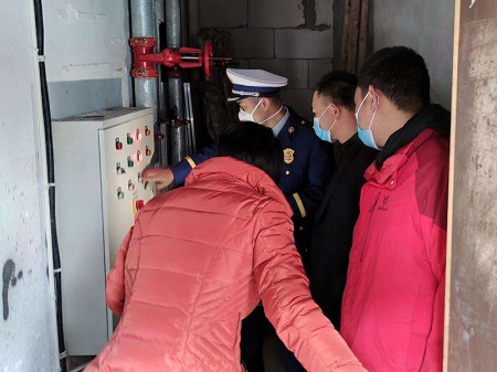 宜城消防大队成立服务专班帮助复工复产企业进行消防安全体检