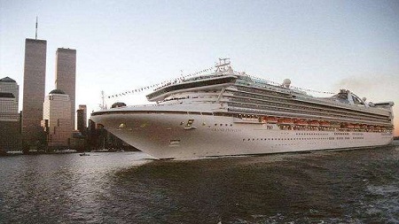 &ldquo;至尊公主&rdquo;号漂泊一周终靠岸，3500名乘客今起下船