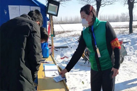 任连芹:战&ldquo;疫&rdquo;中的知心大姐