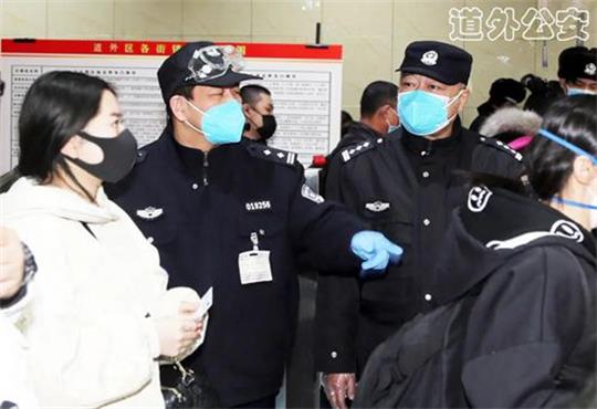 长久的坚持-记哈尔滨市道外公安站前大队长李长久