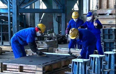 工信部：湖北外规模以上工业企业开工率超95%