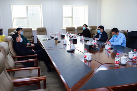 黄凤荣总编辑在辽宁调研