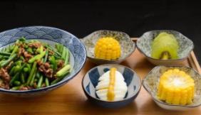 餐企“花式”自救对冲疫情影响 超九成连锁餐企发力外卖