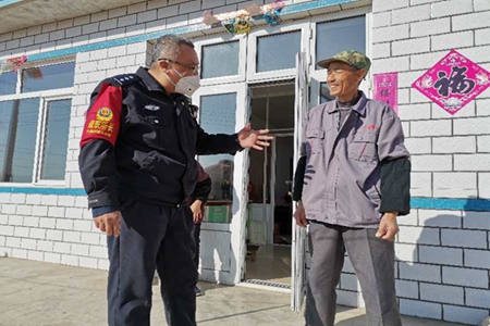 大连铁警成为扶贫解困好帮手