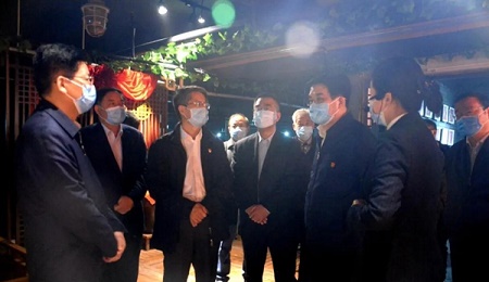 河南省副省长何金平调研杜康控股:慎终如始，夺取防疫和发展双胜利