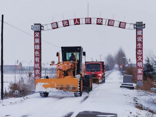 铁力市：有序推进早春道路养护建设工程