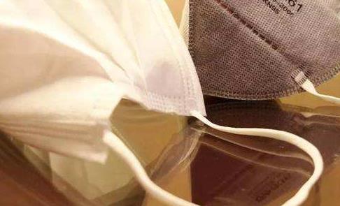 北京将&ldquo;患流感戴口罩&rdquo;入法 法治手段解决道德问题