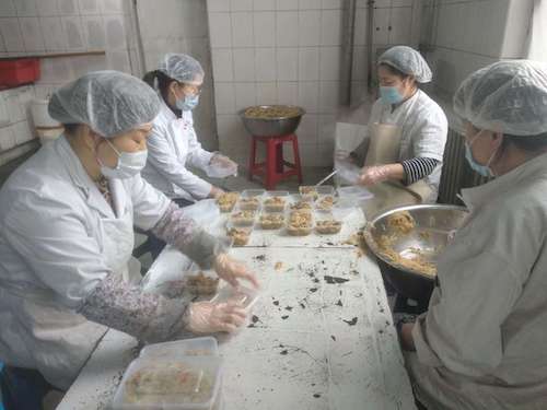 鹤矿保健食品公司：把职工生命安全和身体健康放在第一位