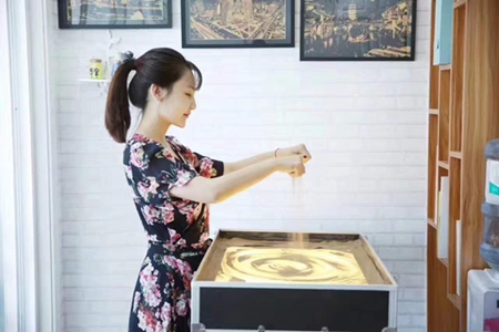 侯婷婷的 “沙艺人生”