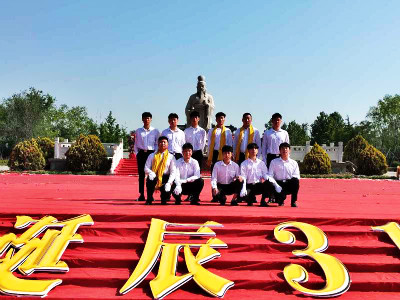 卫辉市组织民兵保障比干诞辰大典